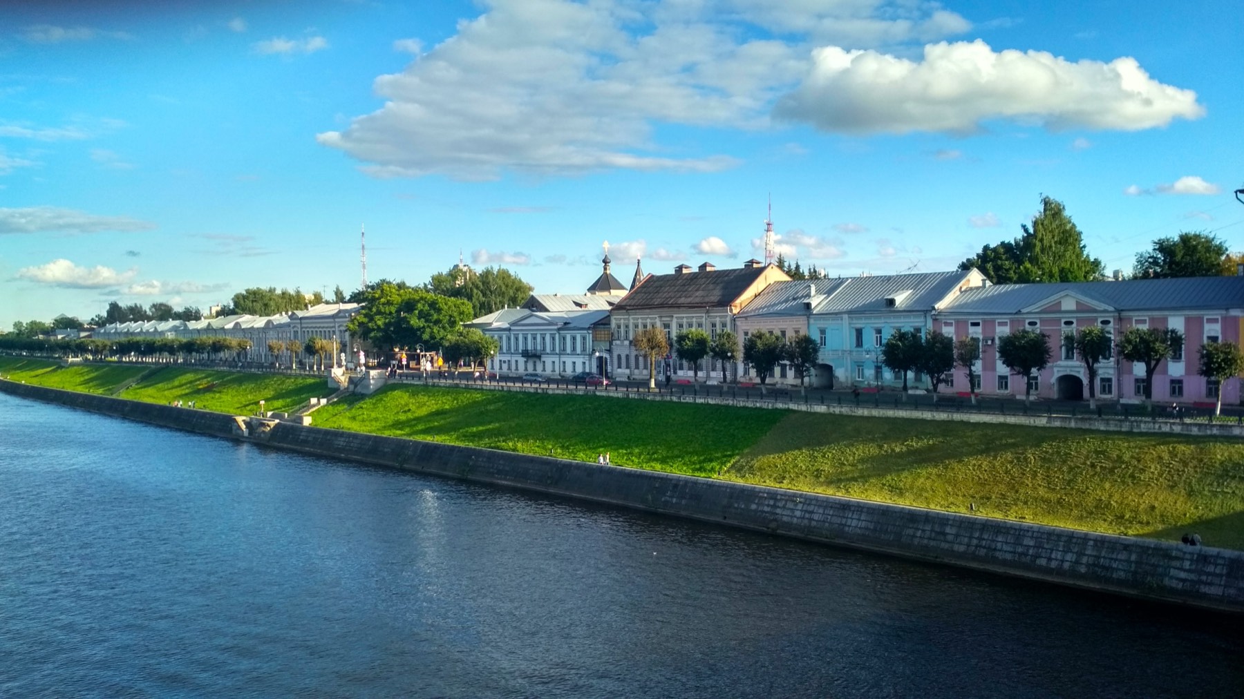 Ансамбль домов на набережной Степана Разина в Твери